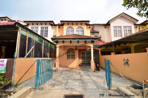 2-stry house for sale @ Bandar Puncak Alam Fasa 2