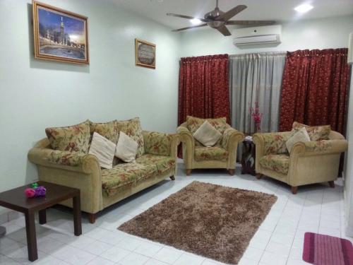 Very Beautiful 2-Storey Terrace House For Sale at Section 8 Shah Alam